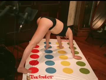 girl
        j_o_a_n cam image #6111621
