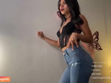 girl
        sweet_littleee cam image #6212093