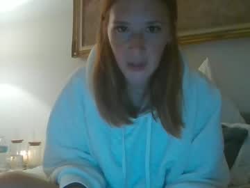girl
        abyhazze cam image #6792257