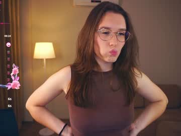 girl
        odelynaclay cam image #5146888