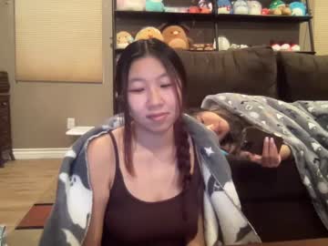 girl
        hiddenr0se cam image #1868035