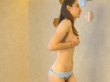 girl
        mariamgroves cam image #3704892