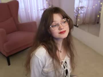 girl
        ur_mary_ cam image #6622862