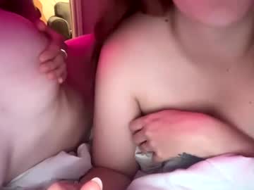 couple
        goddess_britt_ cam image #4377900