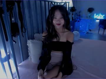 girl
        juliabeng1 cam image #1919002
