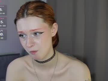 girl
        orangelabel cam image #6883657