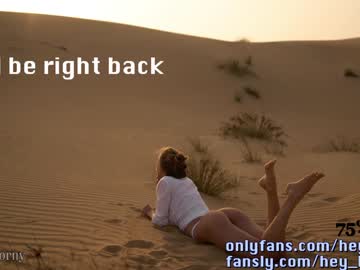 girl
        heyhorny_cb cam image #1280185