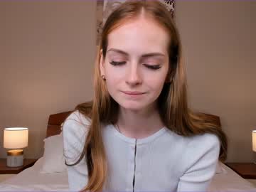 girl
        milaniapayne cam image #3254476
