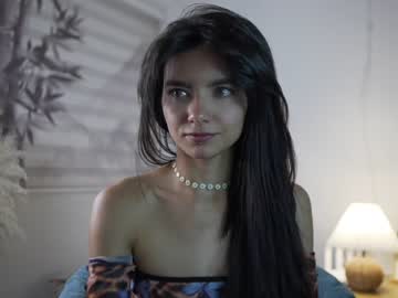 girl
        urcutelinda cam image #3302684
