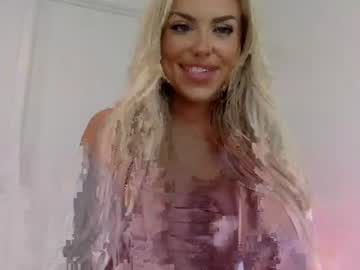 girl
        chloeraye cam image #2920722