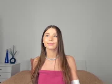 girl
        violetta_finch cam image #4096871