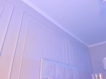 girl
        aerri_lee cam image #31445