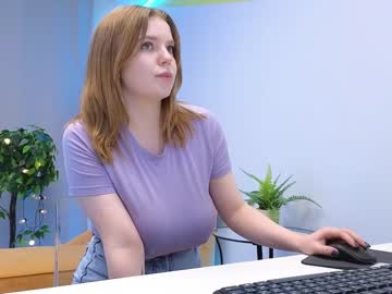 girl
        lovlybambi cam image #3019292