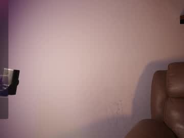 girl
        kara_mella cam image #6105674