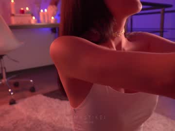 girl
        mystikei cam image #147758