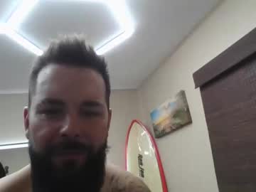couple
        beautybeautynhairybeast cam image #4988322