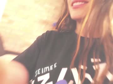 girl
        kendalltyler cam image #4420427