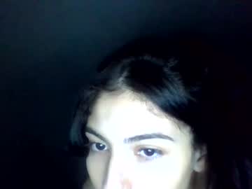 girl
        lexysexy_ cam image #1789259
