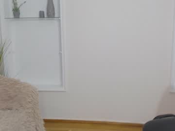 girl
        _little_misss cam image #2853739