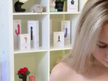 girl
        molly__meow cam image #4853052