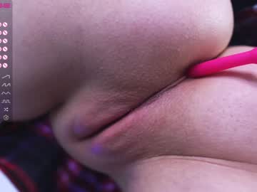 girl
        superbdolls cam image #197495