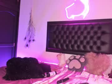 girl
        iam_eli cam image #2023489