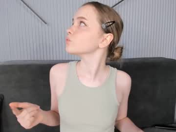 girl
        mya66maya cam image #4290182