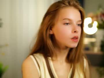 girl
        sassy_girle cam image #5102098