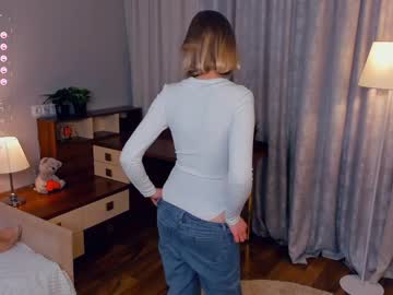 girl
        dorettagray cam image #4123082
