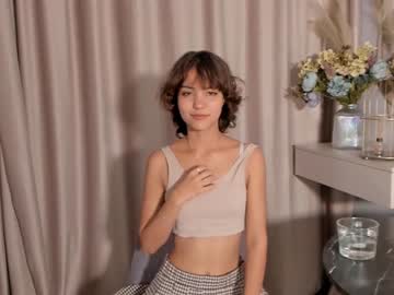girl
        lenaelisabeth cam image #2913820