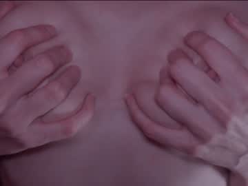 girl
        chaturbatable cam image #3095994