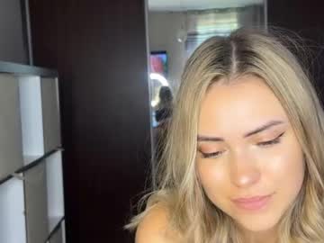 girl
        like_fm cam image #4712369