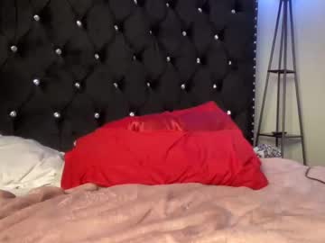 girl
        ceebabiiee cam image #1020649