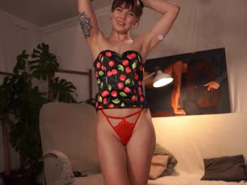 girl
        lovely_tammy cam image #295890