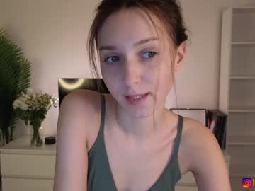 girl
        tadammary cam image #5457467