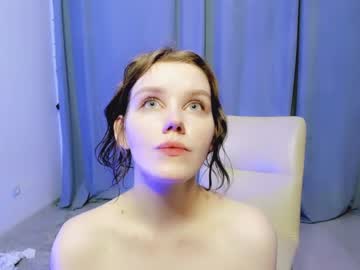 girl
        baeemily cam image #259990