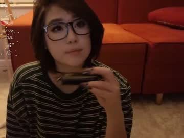 girl
        kimi_kay cam image #4104279