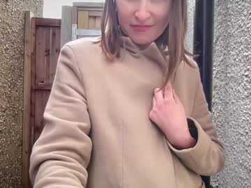 girl
        eatmypie69 cam image #6408895