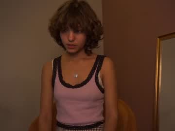 girl
        lenaelisabeth cam image #3006952
