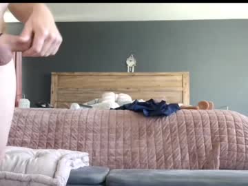 couple
        mssbb cam image #6296762