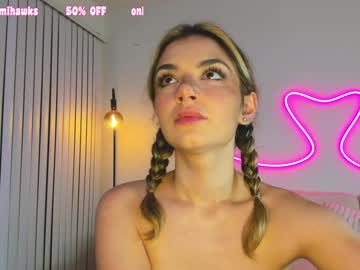 girl
        demihawks cam image #4309285