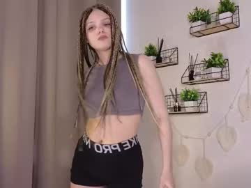 girl
        mayaa_janee cam image #6658866