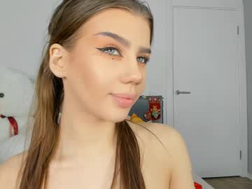 girl
        jenie_fire cam image #5637584
