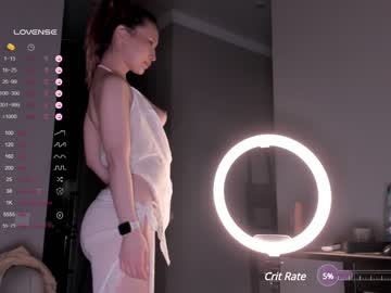 girl
        hee_jeen cam image #3532663