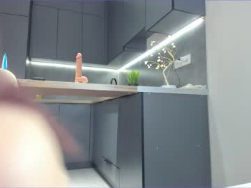 girl
        dji_son cam image #2303510