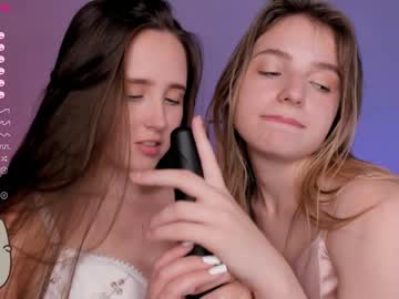 couple Sex Cam Girls Roleplay For Viewers On Chaturbate with tiareynolds
