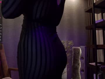 girl
        karrin cam image #1025490