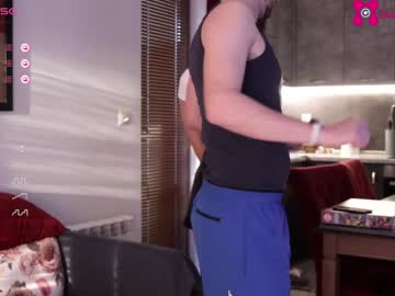 couple
        xwithy cam image #3177257