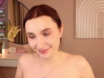 girl
        darkwilllow_ cam image #6064947