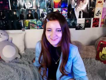 girl
        bellacipher cam image #5315165
